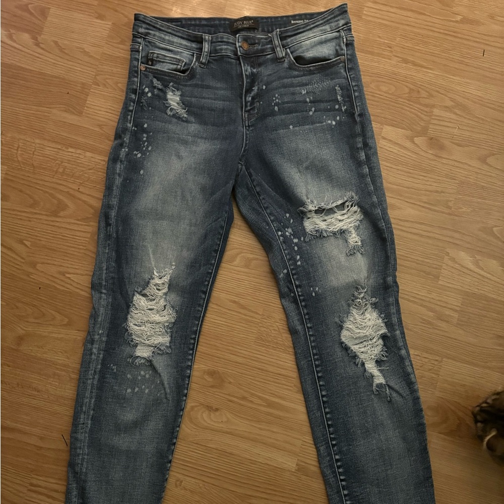 Judy Blue Distressed Boyfriend Jeans